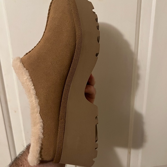 NEW UGG HEIGHTS COZY CLOGS - Picture 8 of 10